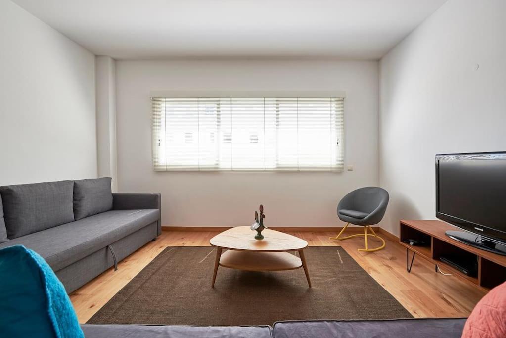 Modern Apartment In Parque Das Nacoes 리스본 외부 사진